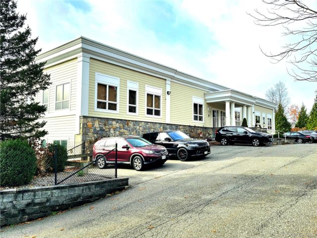 [Brewster Real Estate, listing number 7230791]