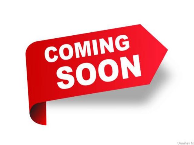  4 BR,  3.00 BTH &nbsp;Colonial style home in Queens Village