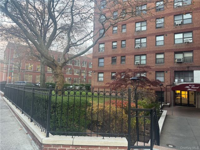 Studio,  1.00 BTH &nbsp;Other style home in Rego Park