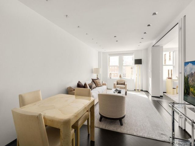  1 BR,  1.00 BTH &nbsp;Other style home in New York (manhattan)