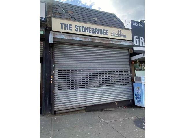  1 BR,  1.00 BTH &nbsp;Other style home in Whitestone