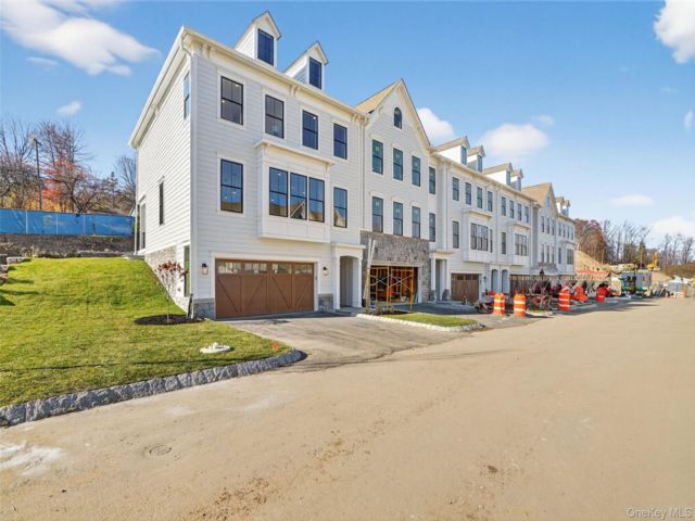 [Yorktown Heights Real Estate, listing number 7232199]