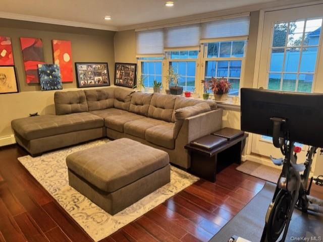 [PHOTO]