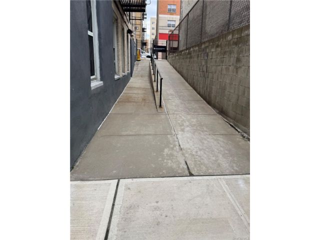 [Parkchester Real Estate, listing number 7233158]