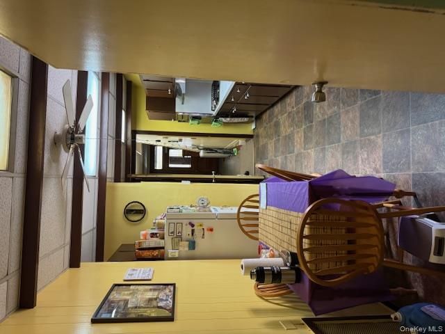 [PHOTO]