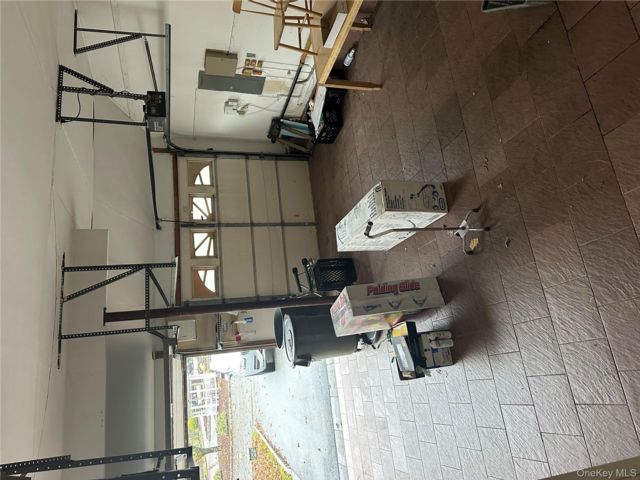 [PHOTO]