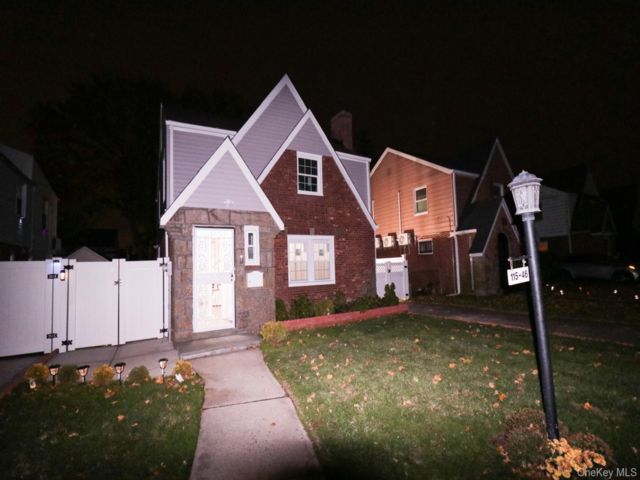  5 BR,  3.00 BTH &nbsp;Tudor style home in Cambria Heights