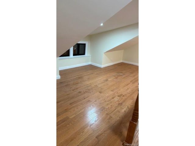  3 BR,  1.00 BTH &nbsp;Traditional style home in Rosedale