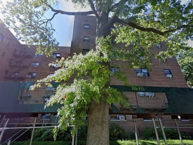  1 BR,  1.00 BTH &nbsp;Other style home in Briarwood