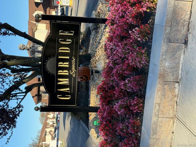  2 BR,  2.00 BTH &nbsp;Garden style home in Copiague