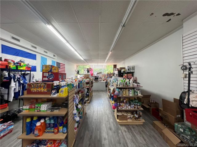 Studio,  0.00 BTH &nbsp;House style home in Kings Park