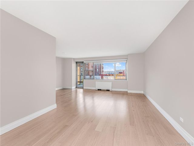 [Kingsbridge Real Estate, listing number 7234921]