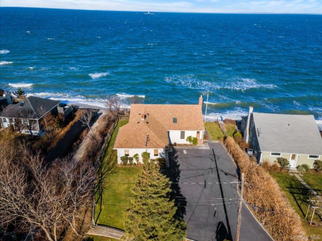  3 BR,  2.00 BTH &nbsp;Ranch style home in Jamesport