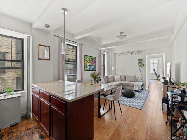  1 BR,  1.00 BTH &nbsp;Other style home in New York (manhattan)