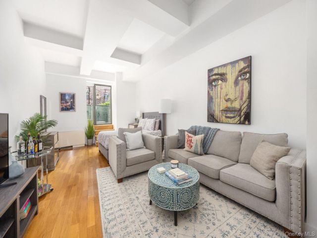 Studio,  1.00 BTH &nbsp;Condo style home in New York (manhattan)
