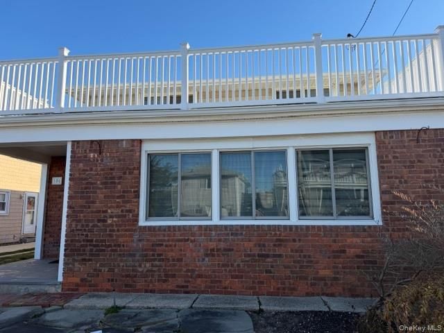  2 BR,  1.00 BTH &nbsp;A-frame style home in Long Beach