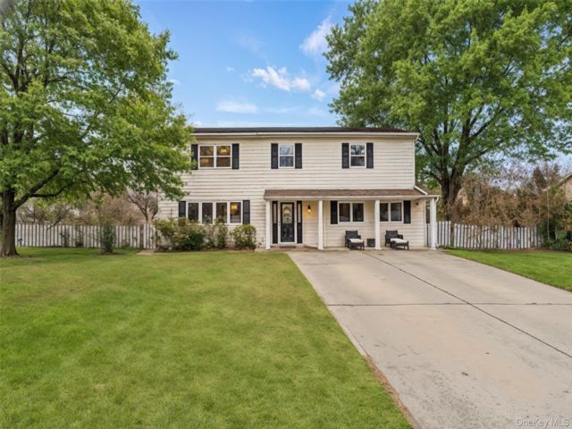 [Centereach Real Estate, listing number 7236344]