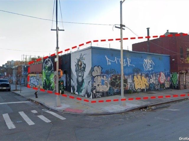 Studio,  0.00 BTH &nbsp;Commercial style home in Bedford Stuyvesant