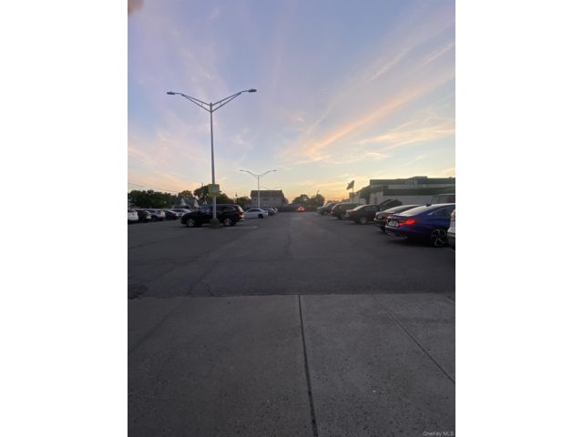 [PHOTO]