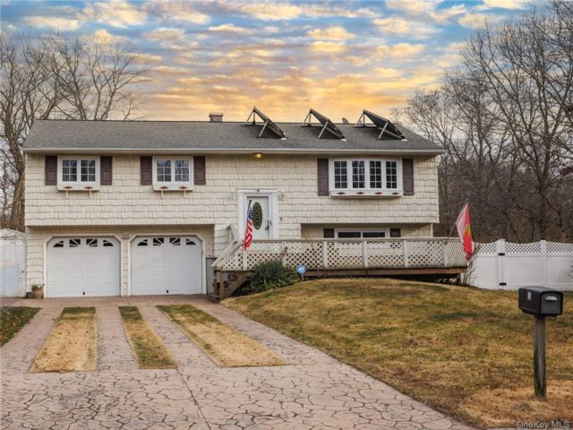  3 BR,  2.00 BTH &nbsp;A-frame style home in Port Jefferson Station
