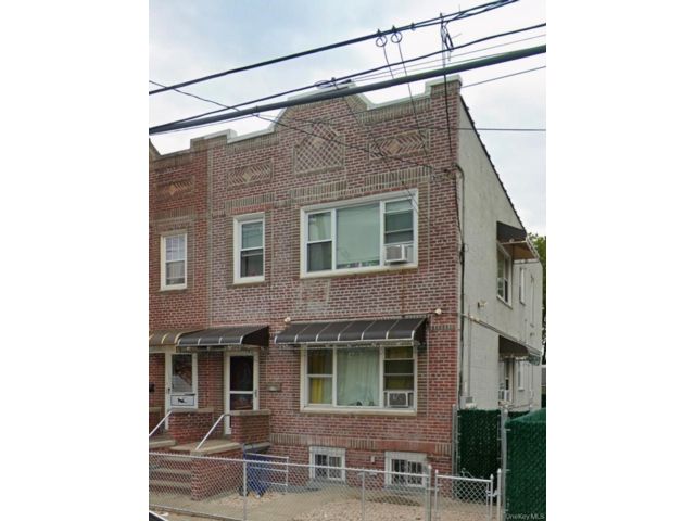  4 BR,  1.00 BTH &nbsp;Other style home in Canarsie