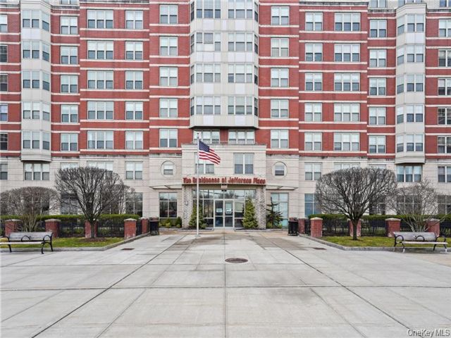  1 BR,  1.00 BTH &nbsp;Other style home in White Plains