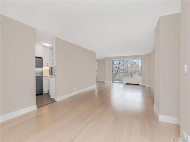 [Kingsbridge Real Estate, listing number 7237511]