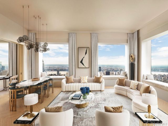  4 BR,  5.00 BTH &nbsp;Condo style home in New York (manhattan)