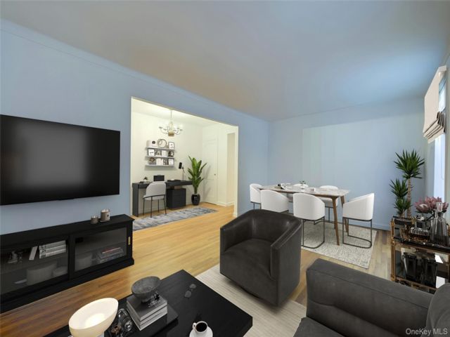 [Forest Hills Real Estate, listing number 7237815]