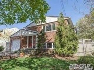  4 BR,  2.00 BTH &nbsp;Hi ranch style home in Melville