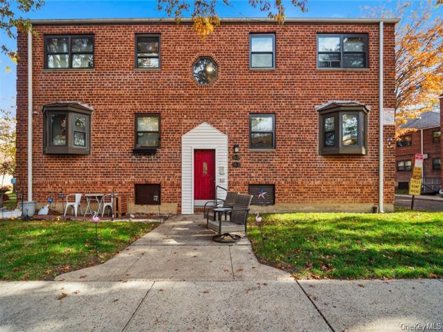 [Howard Beach Real Estate, listing number 7237831]