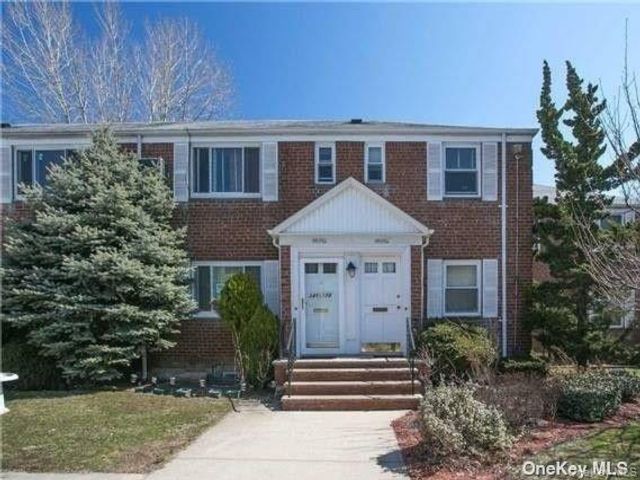  2 BR,  2.00 BTH &nbsp;House style home in Bellerose