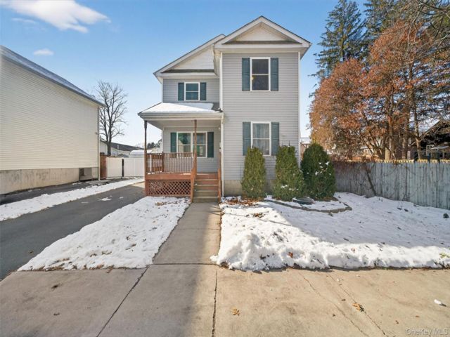  3 BR,  3.00 BTH &nbsp;Colonial style home in Port Jervis