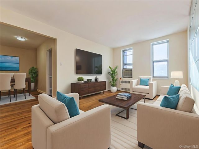 [Madison Real Estate, listing number 7238176]