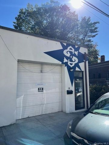 Studio,  0.00 BTH &nbsp;House style home in Mamaroneck