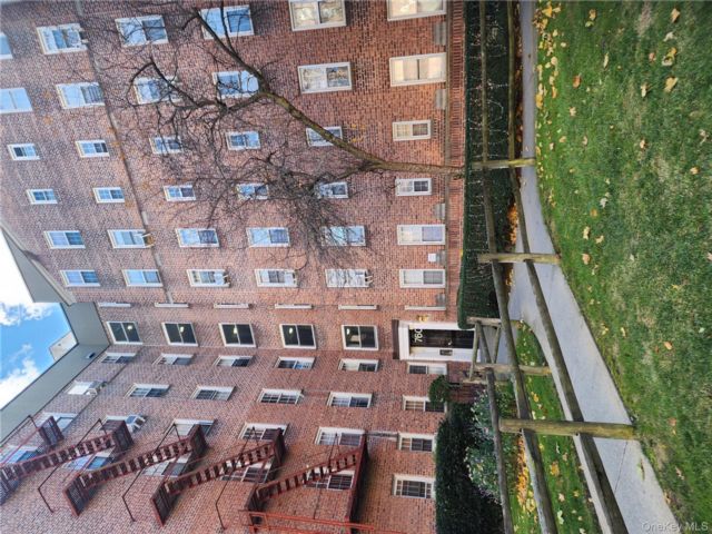 [Bronxville Real Estate, listing number 7238353]