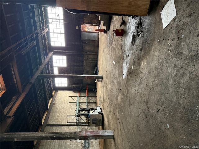 [PHOTO]