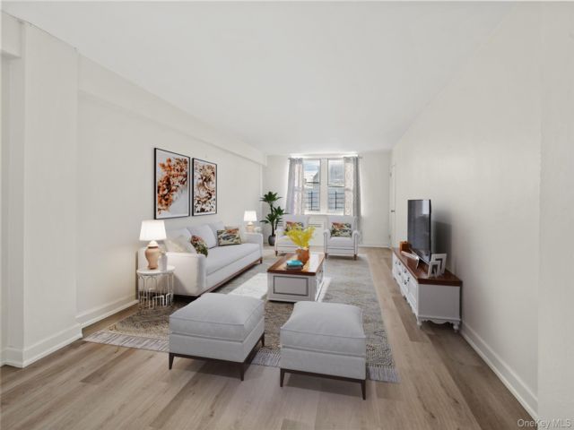  2 BR,  1.00 BTH &nbsp;Other style home in Forest Hills