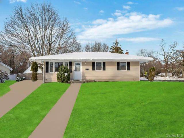  3 BR,  2.00 BTH &nbsp;Ranch style home in Port Jefferson Station
