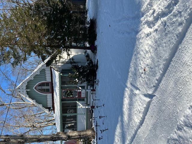  4 BR,  3.00 BTH &nbsp;Cottage style home in Jamesport