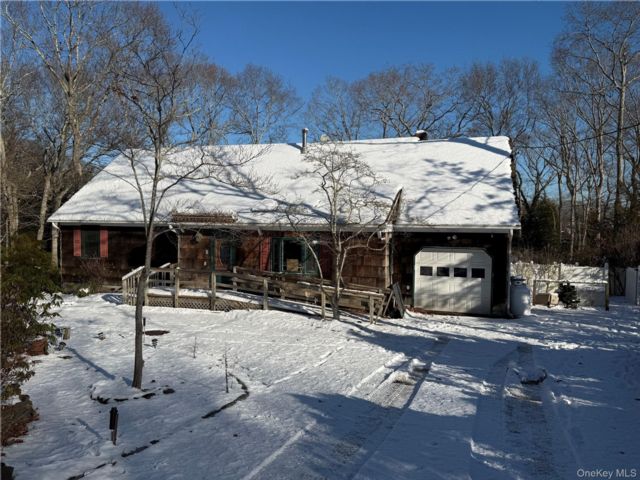  4 BR,  5.00 BTH &nbsp;A-frame style home in Hampton Bays