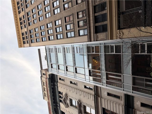  2 BR,  3.00 BTH &nbsp;Other style home in New York (manhattan)