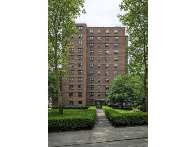  1 BR,  1.00 BTH &nbsp;Other style home in New York (manhattan)