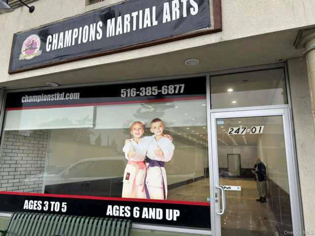 Studio,  0.00 BTH &nbsp;House style home in Westbury