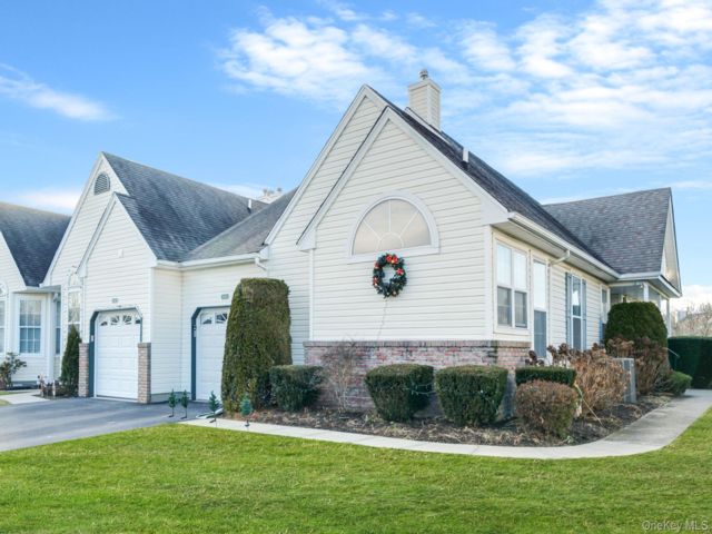 [Port Jefferson Station Real Estate, listing number 7240052]