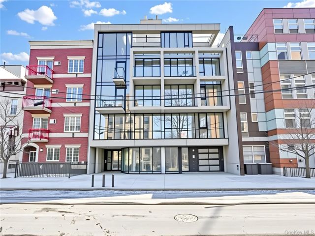Studio,  0.00 BTH &nbsp;House style home in Greenpoint