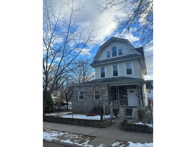 [Woodhaven Real Estate, listing number 7240800]