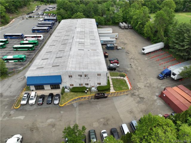 [Hillburn Real Estate, listing number 7241093]