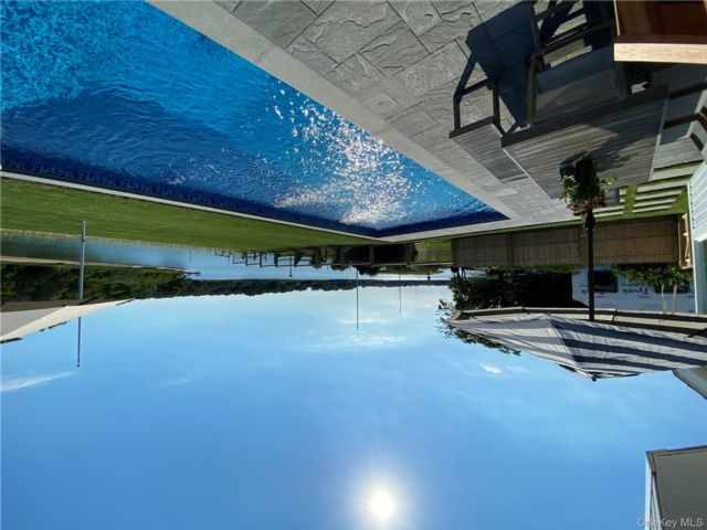  3 BR,  2.00 BTH &nbsp;Cape cod style home in Southold