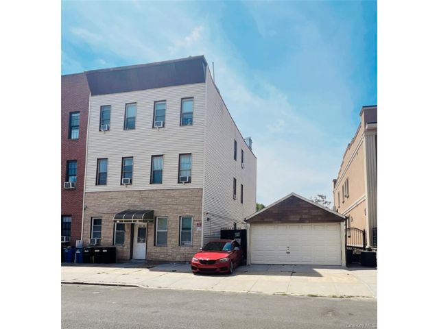 [Long Island City Real Estate, listing number 7241239]
